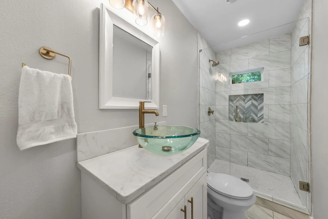 Photo of 1302 Astor PL