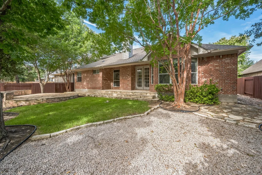 Photo of 112 McBride LN