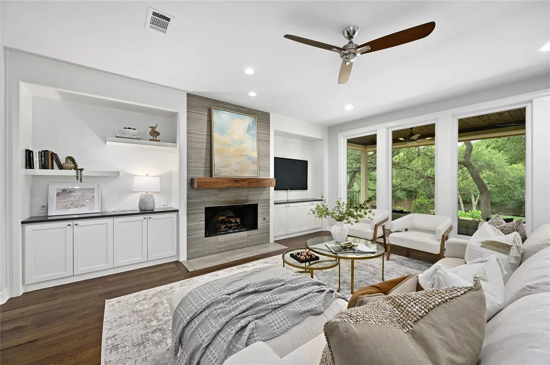 Photo of 2704 Regents PARK