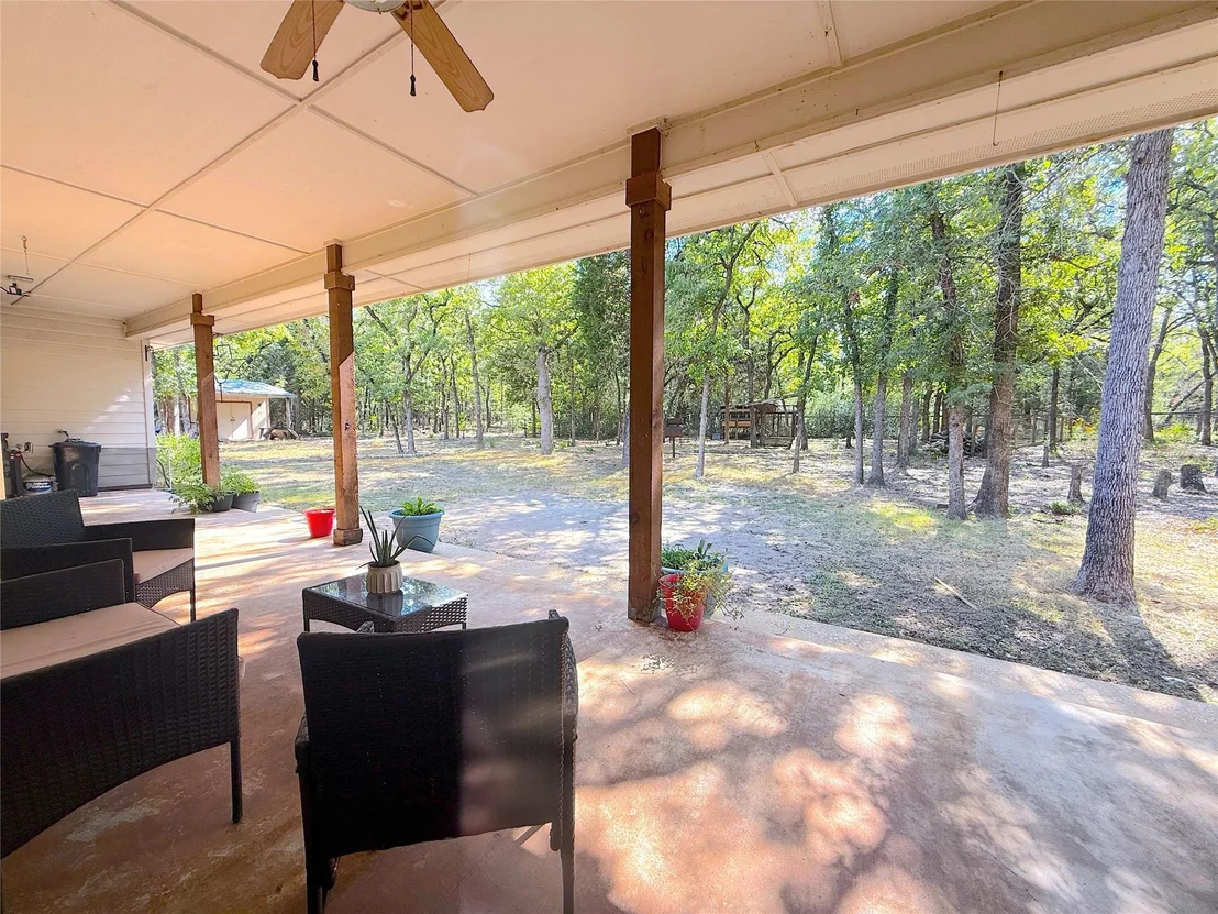 Photo of 517 Arbors CIR