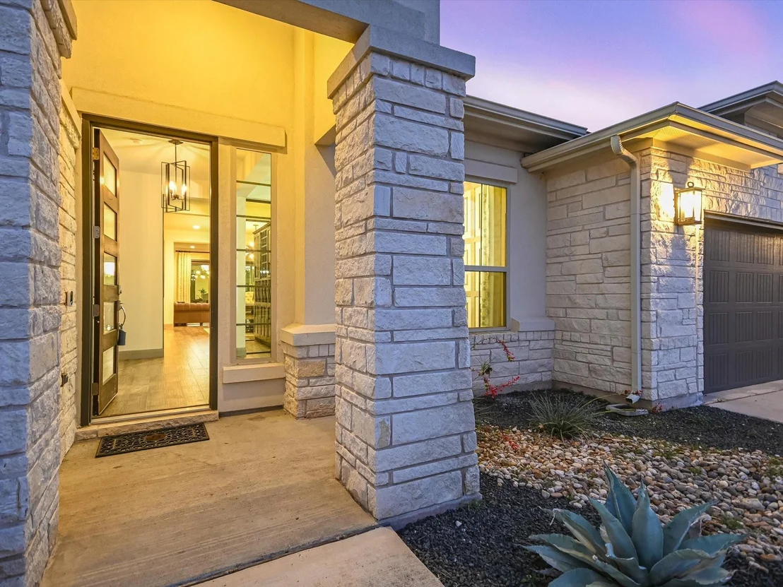 Photo of 103 Split Oak DR