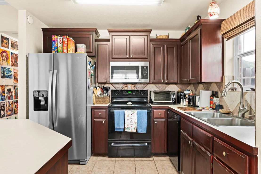 Photo of 1704 Walker Place BLVD