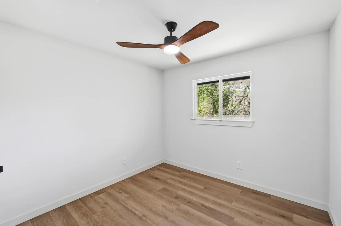 Photo of 9801 Oak Hollow DR