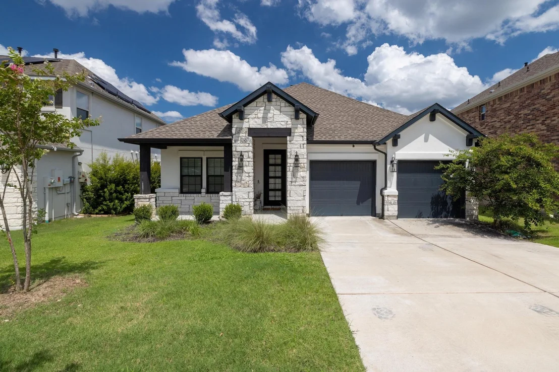 Photo of 1332 Brescia WALK
