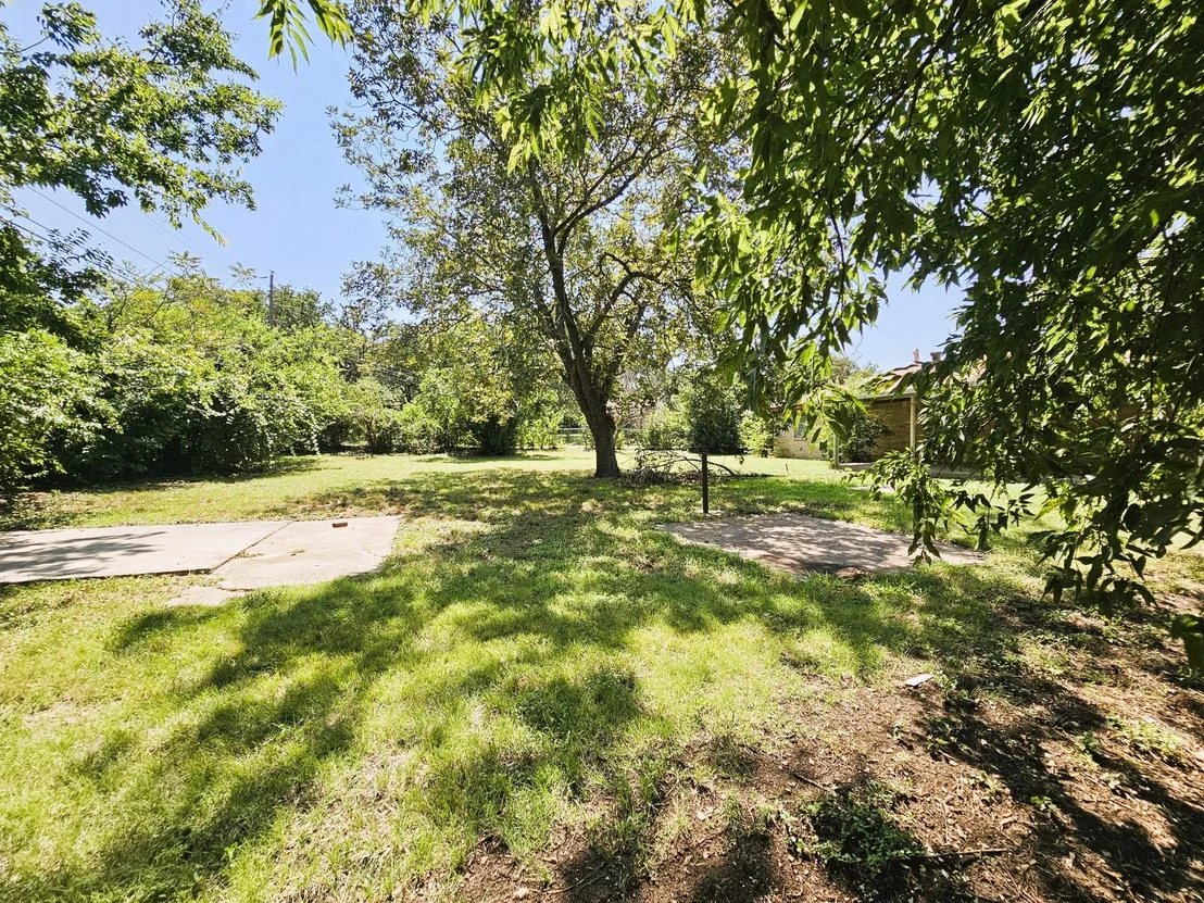 Photo of 305 Williams ST