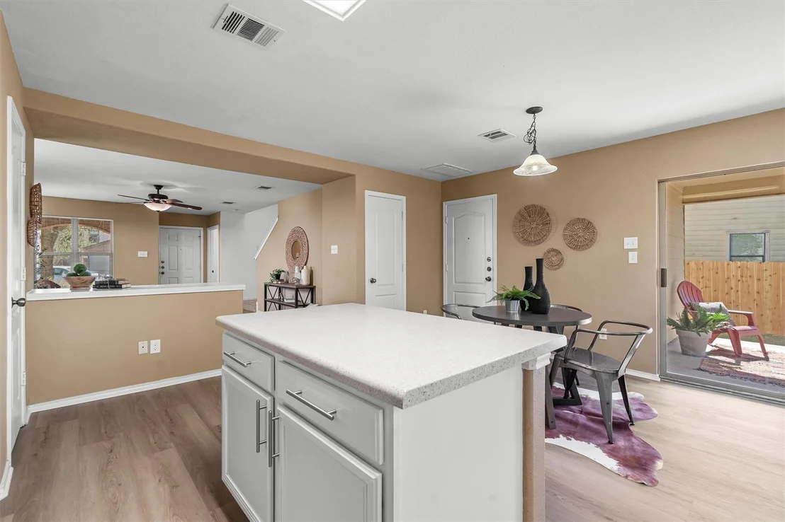 Photo of 2013 Perkins PL