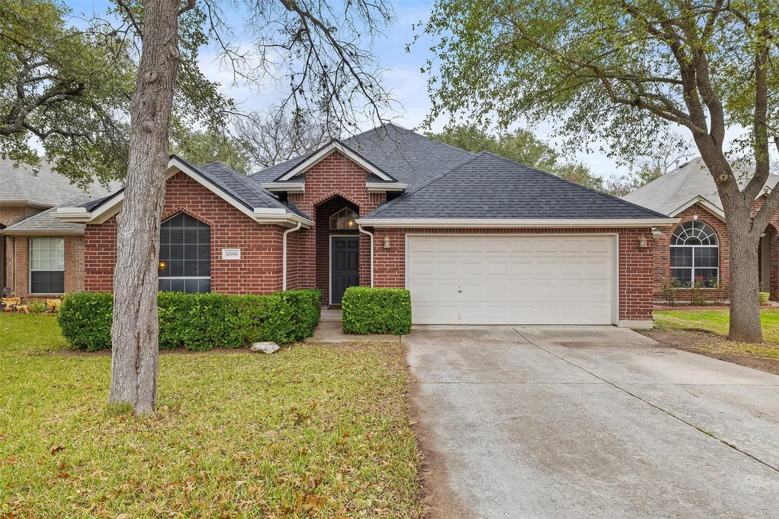 Photo of 10956 Colonel Winn LOOP