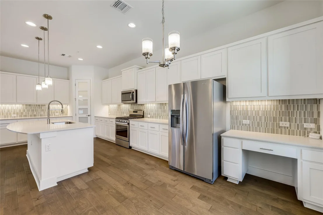 Photo of 4537 Berkman DR