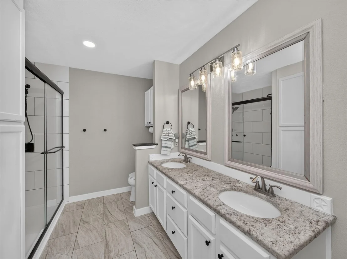 Photo of 105 Dogwood DR