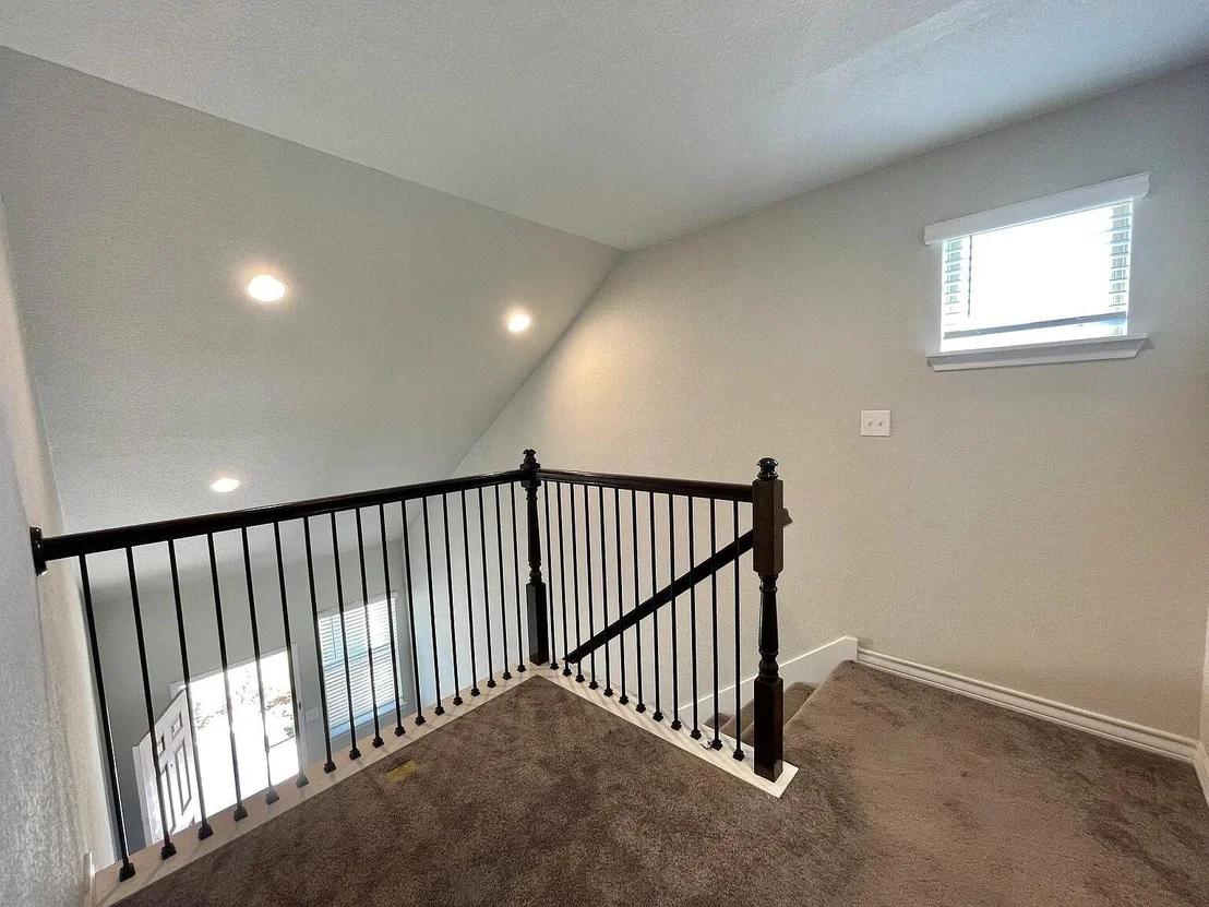 Photo of 218 Boxwood DR