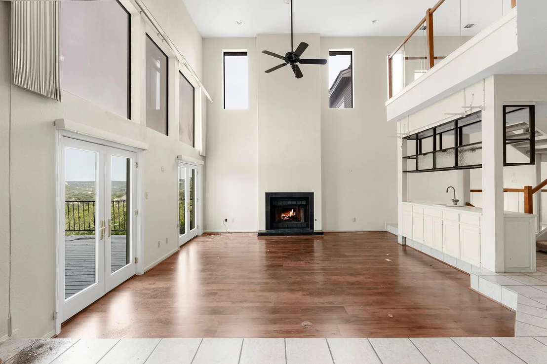 Photo of 5914 N West PL
