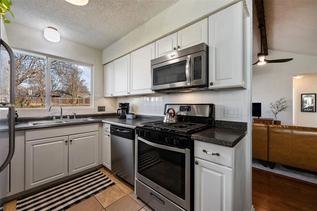 Photo of 5100 Lambs LN