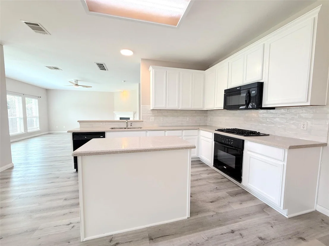 Photo of 10933 Casitas DR