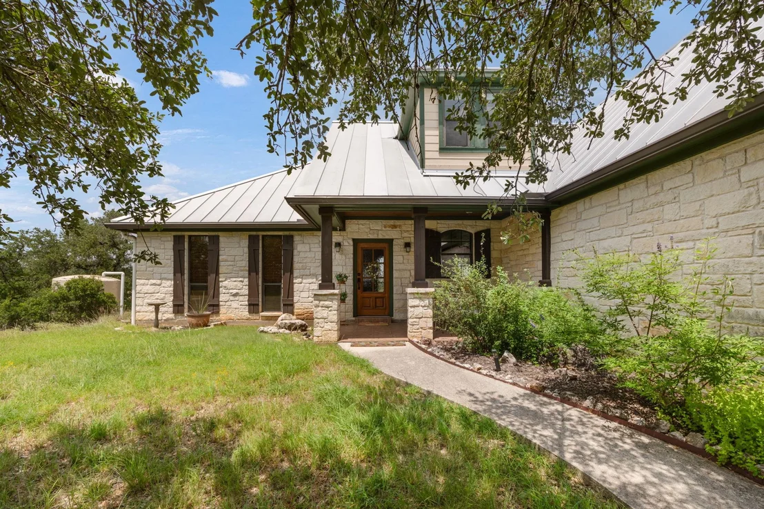 Photo of 544 River View DR