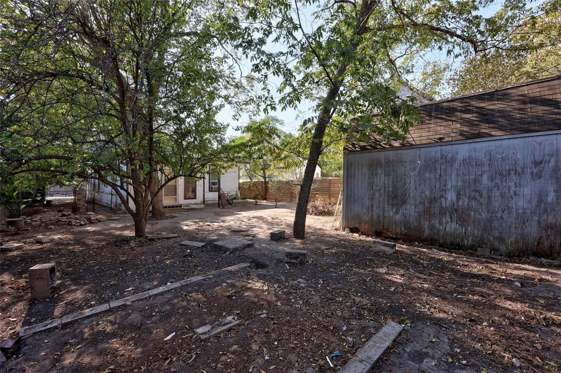 Photo of 1004 Vargas RD