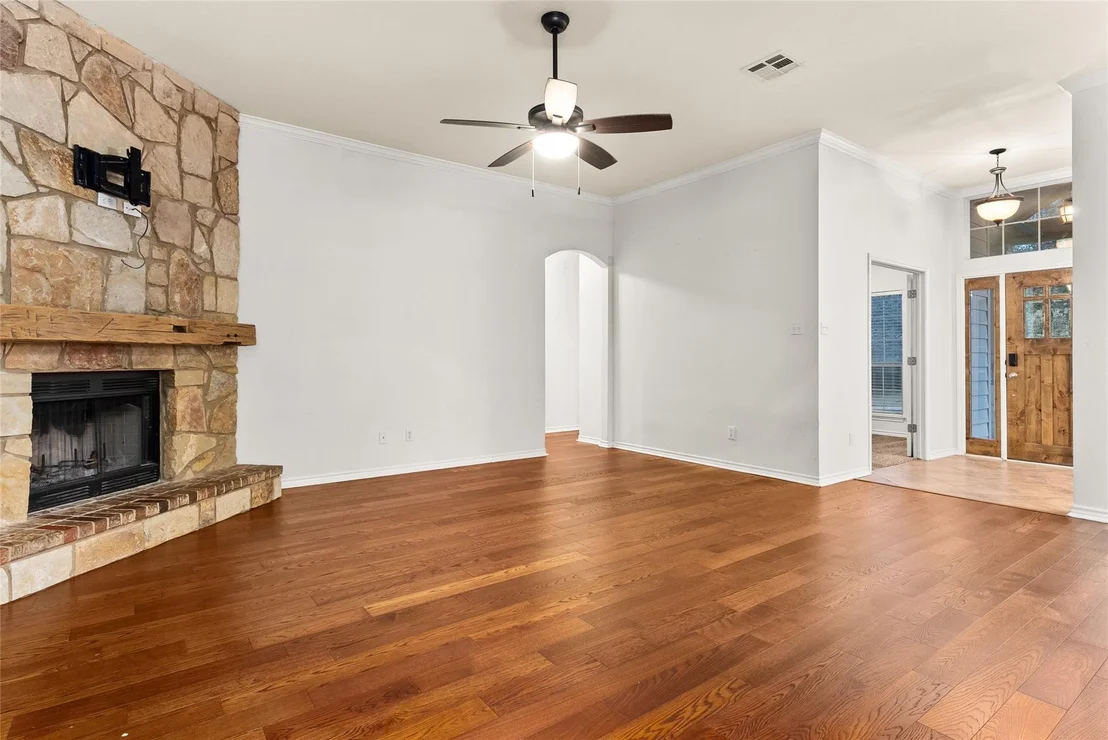 Photo of 3005 Bent Tree DR