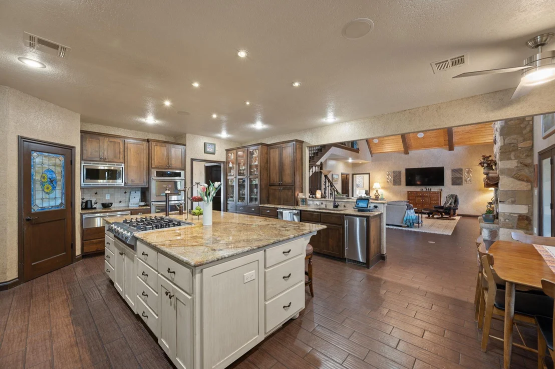 Photo of 14049 Indian Bluff RD