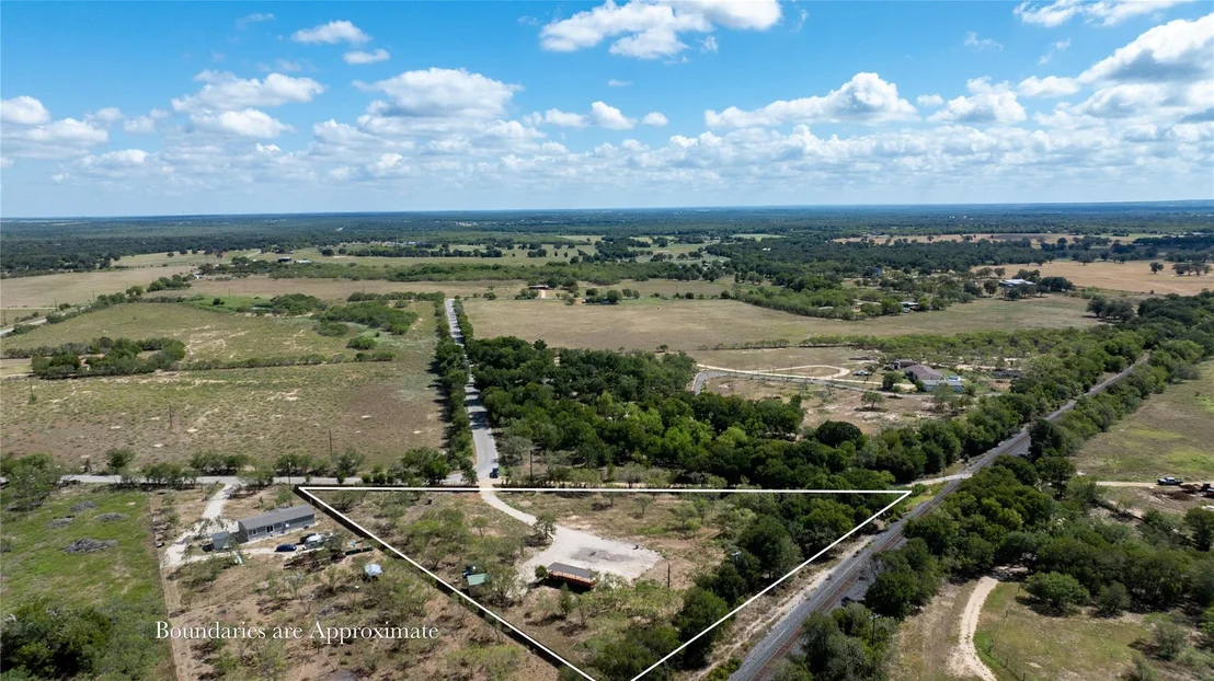 Photo of 1415 Barth RD