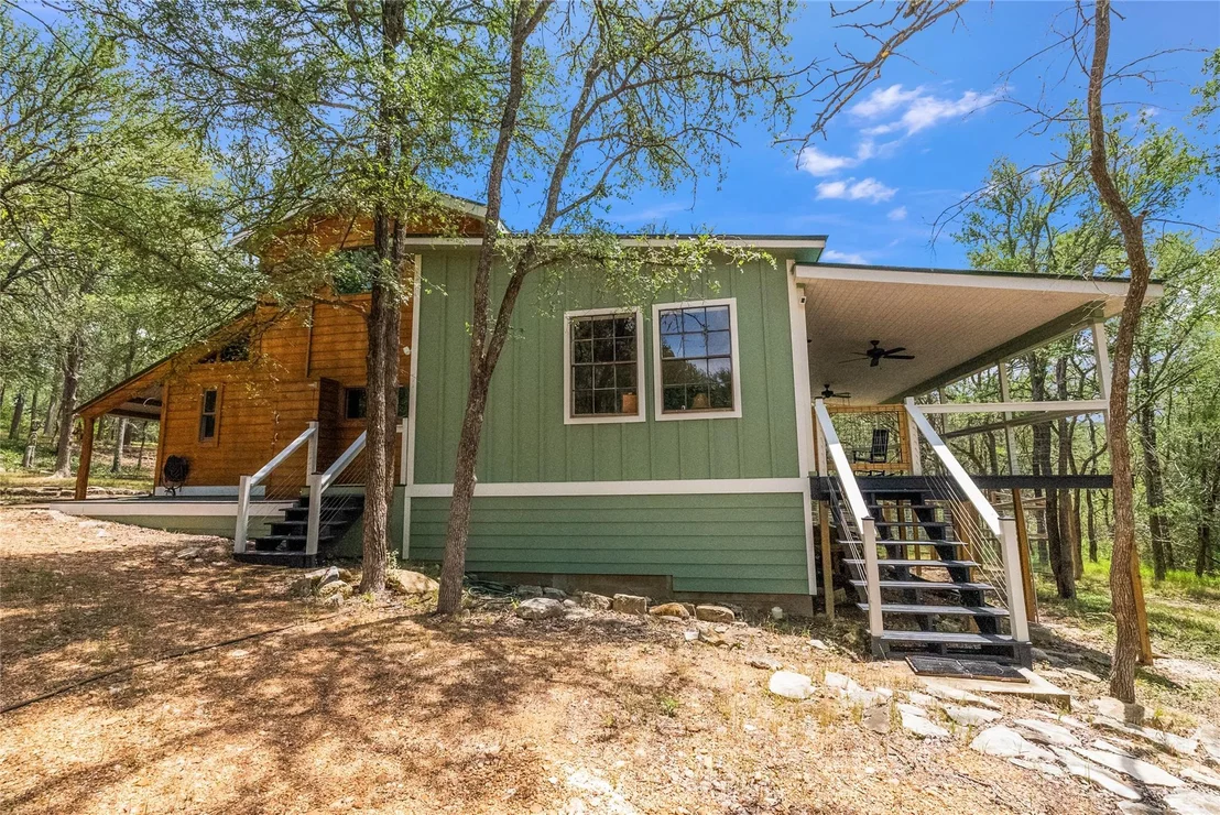Photo of 415 Balch RD
