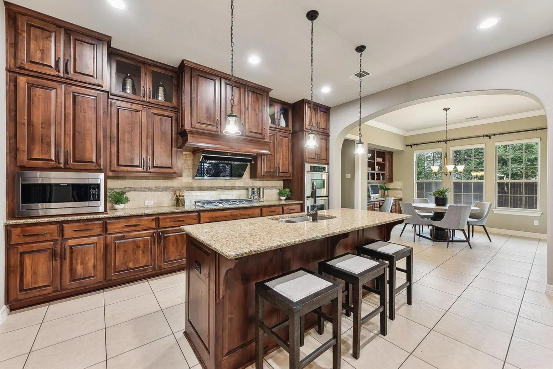 Photo of 2120 Park Place CIR