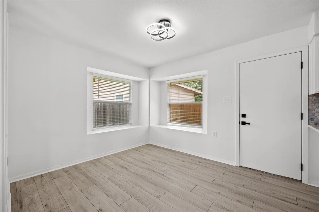 Photo of 2110 Elysian FLDS