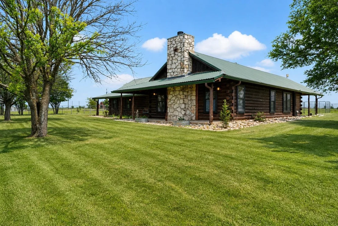 Photo of 800 County Road 126