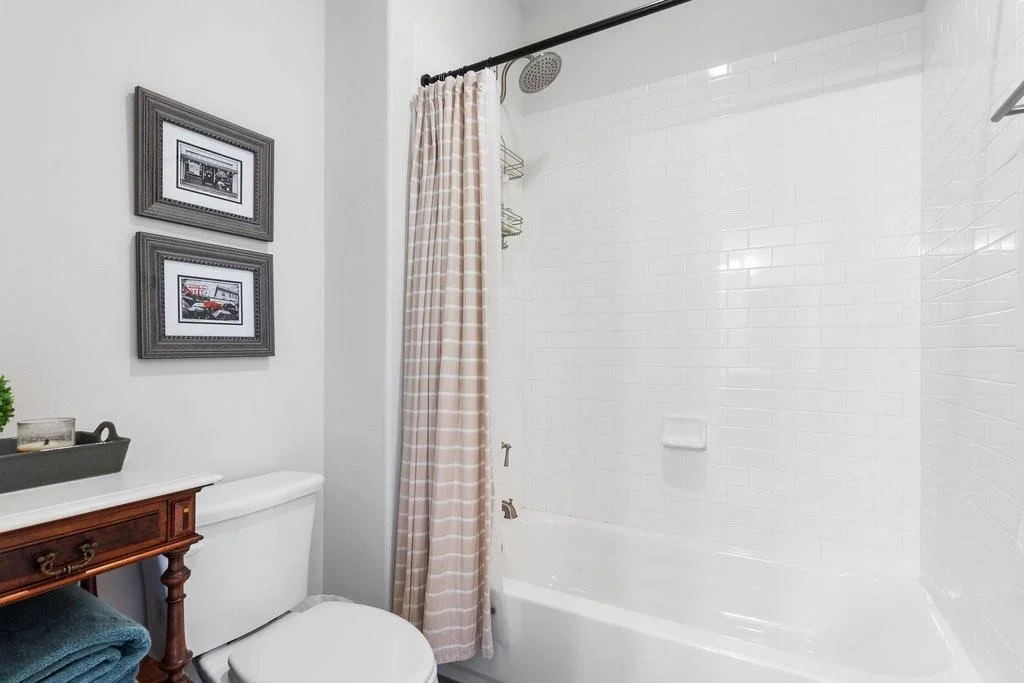 Photo of Unit B at 8901 Parker Ranch CIR
