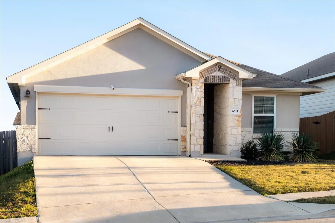Photo of 6511 Rounded Pebble LN