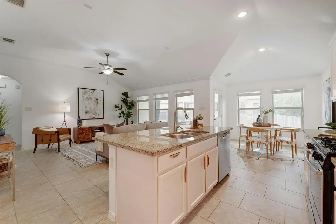 Photo of 405 Briar Park DR