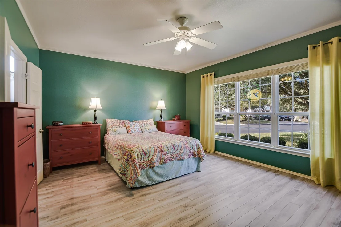Photo of 101 Hummingbird CV