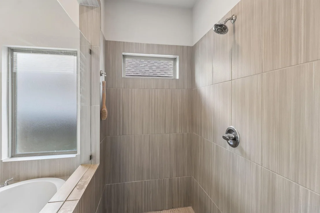 Photo of 112 Chinaberry BND