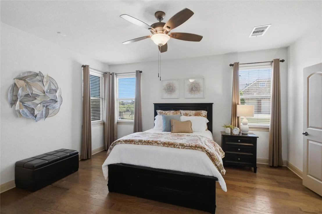 Photo of 224 Whitney Woods CIR