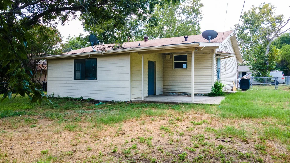Photo of 1301 West LN