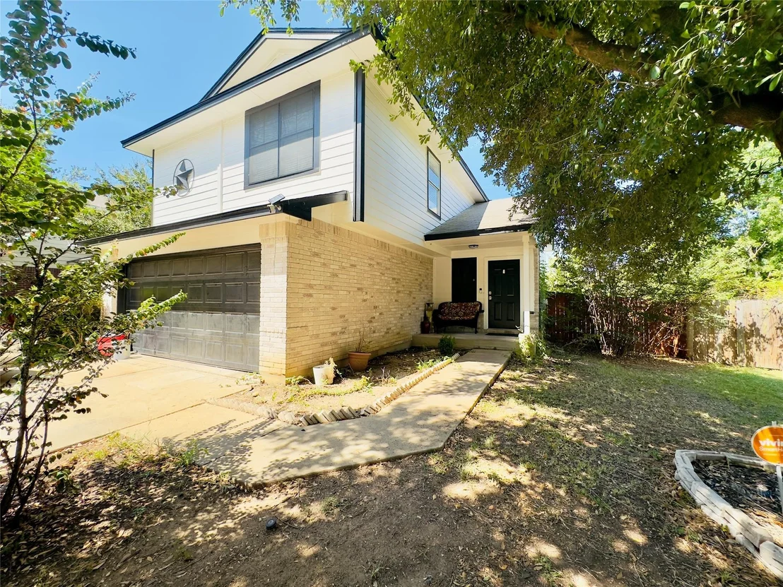 Photo of 2255 Ada LN