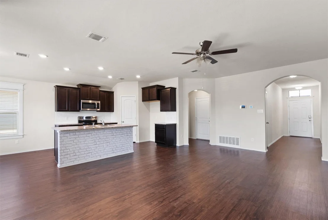 Photo of 162 Beth Ann LOOP