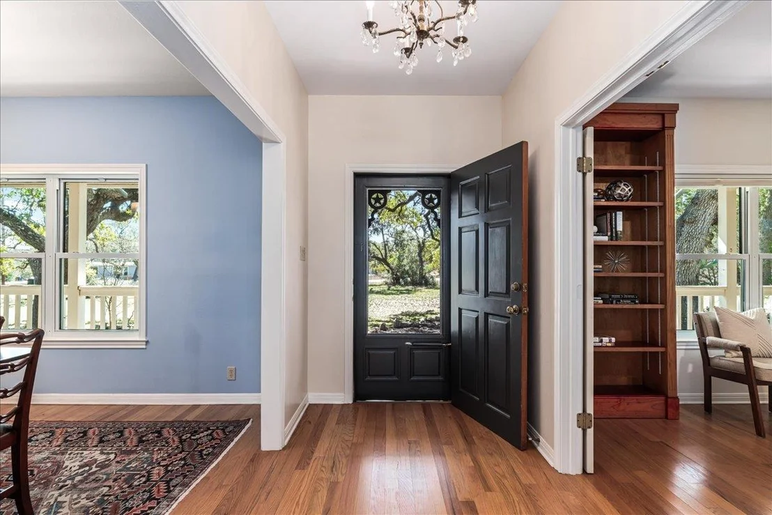 Photo of 8300 SPANISH OAK CIR