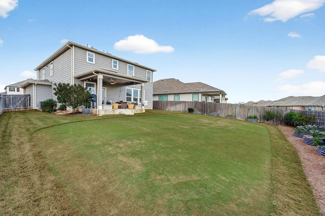 Photo of 180 Kennicott DR