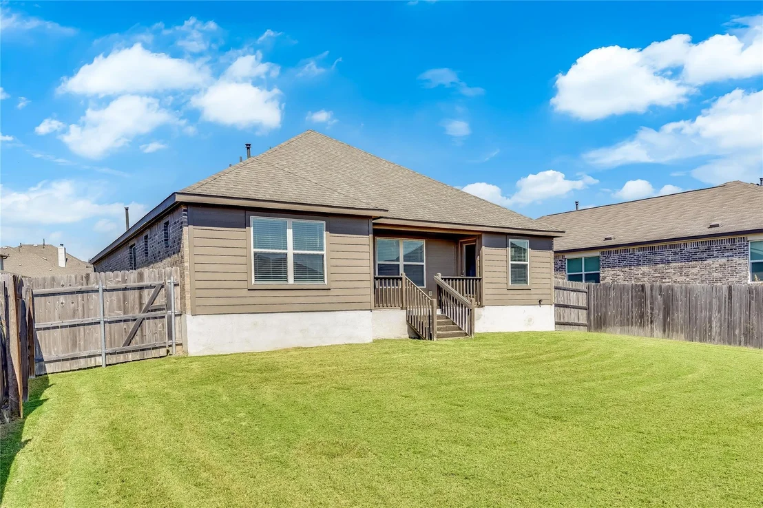 Photo of 5909 Toscana TRCE