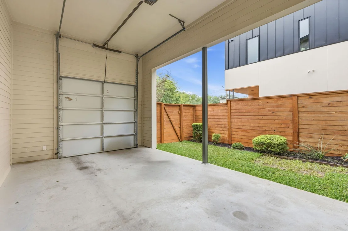 Photo of 1307 Clifford Ave