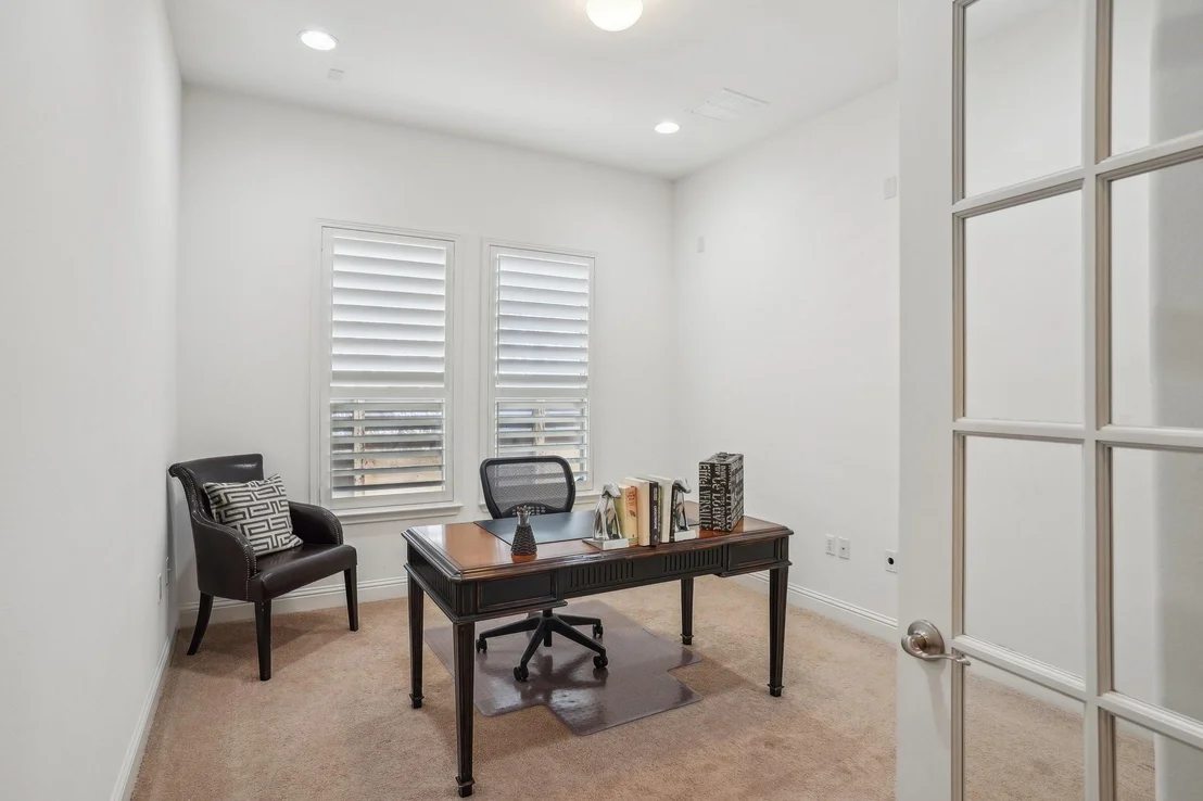 Photo of Unit 32 at 10915 Cut Plains LOOP