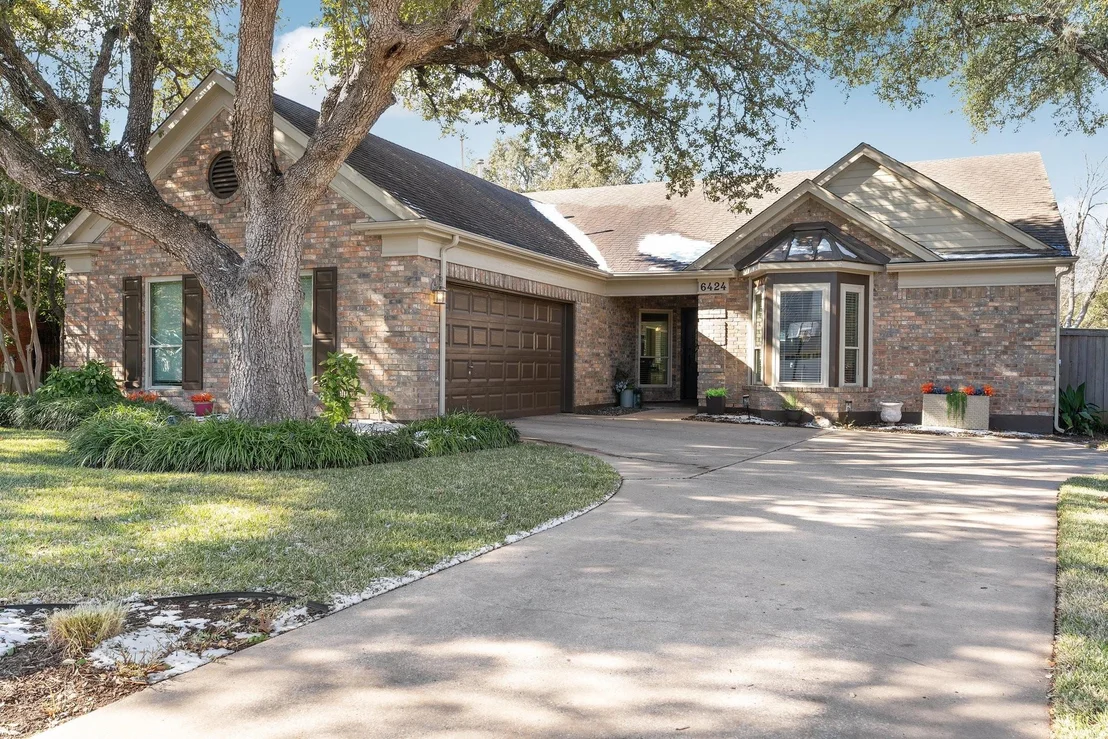 Photo of 6424 Old Harbor LN