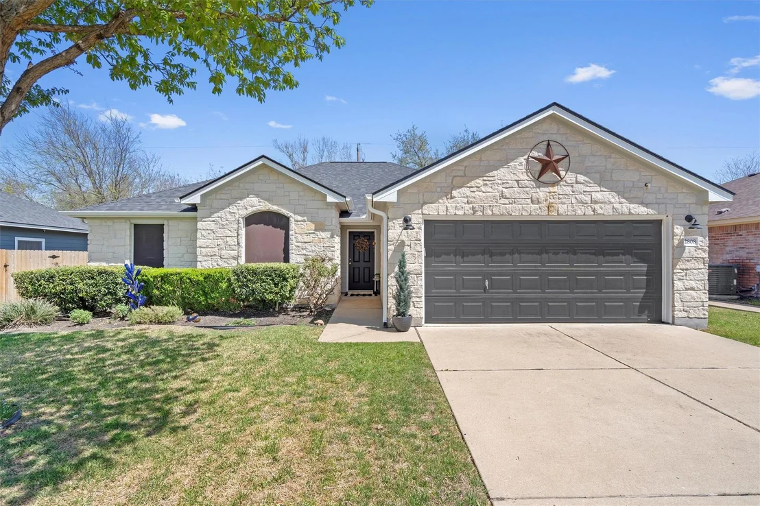 Photo of 2808 Zachary LN