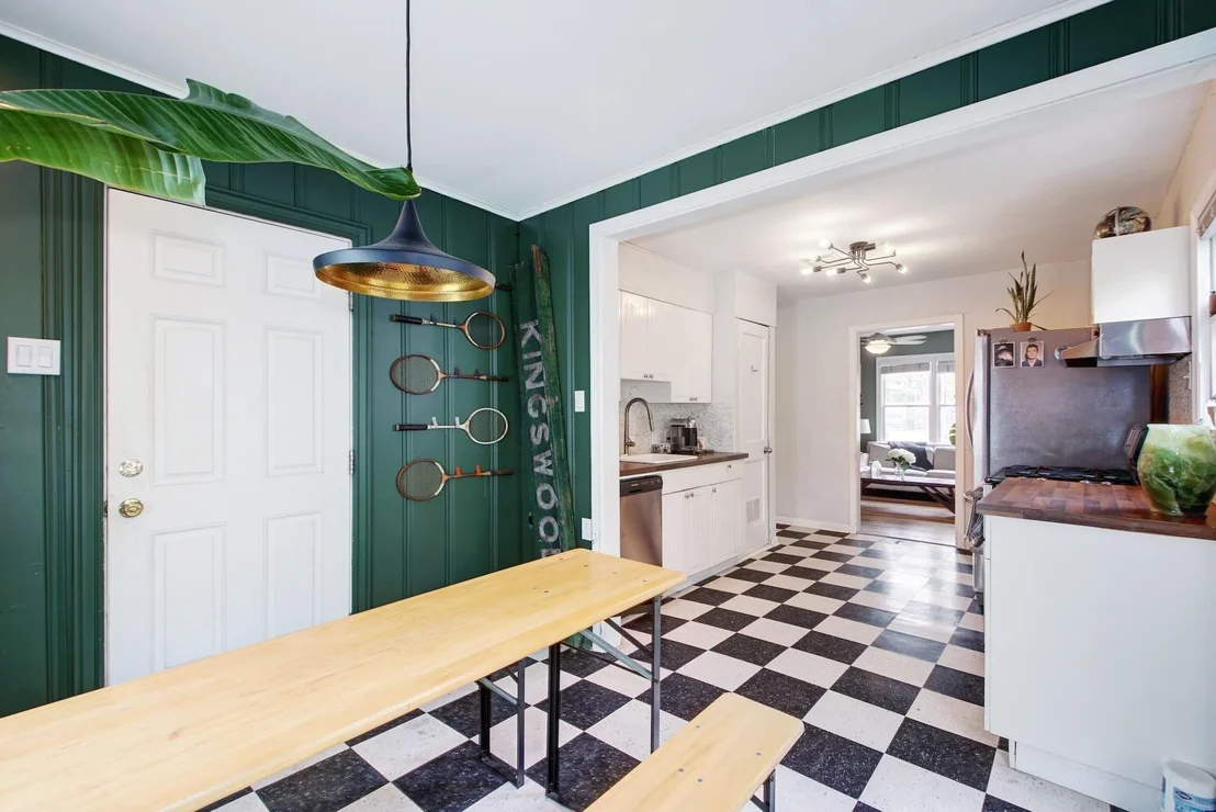Photo of 5319 Harmon Ave