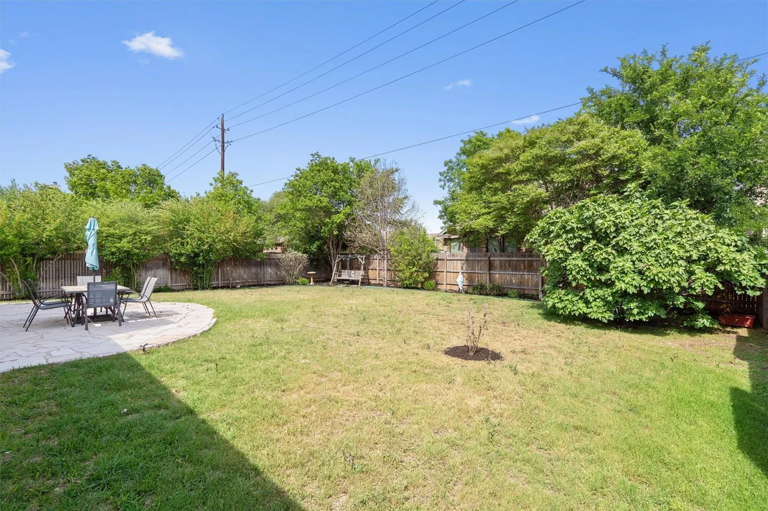 Photo of 9437 Caves Valley DR