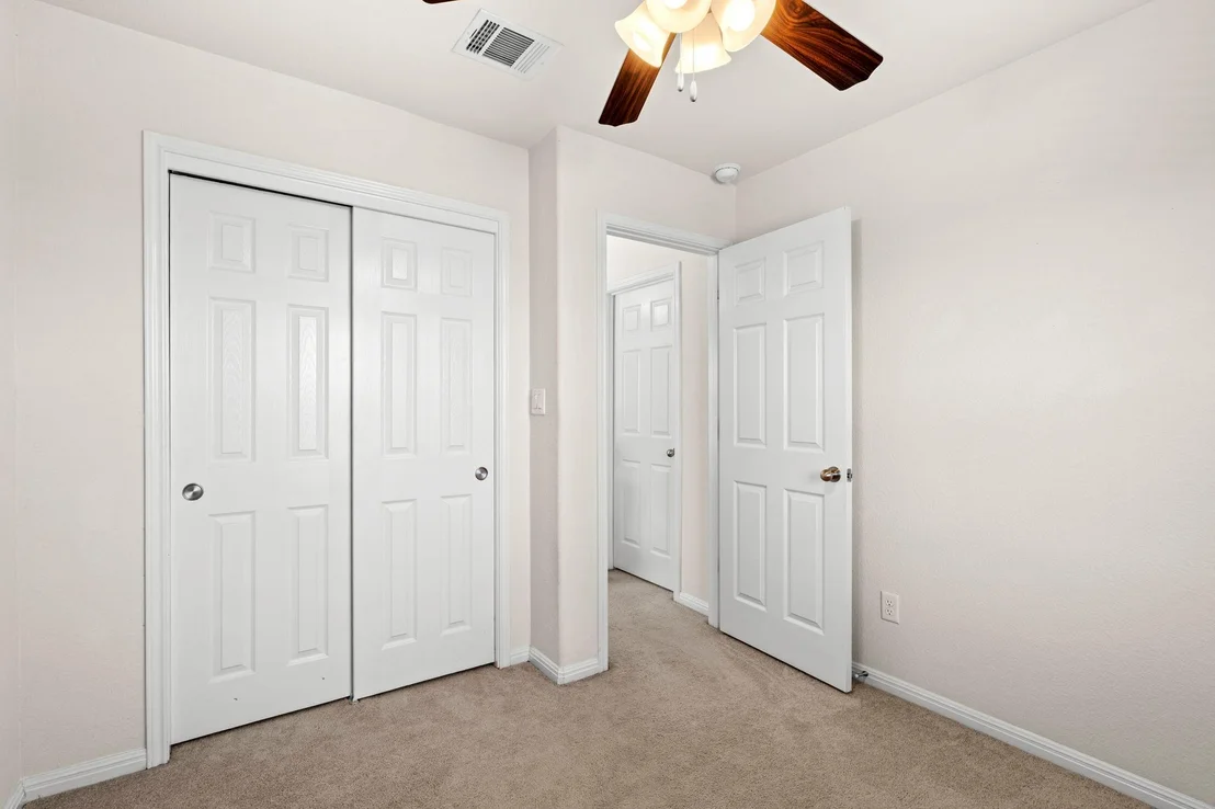 Photo of 105 Lewisville LN