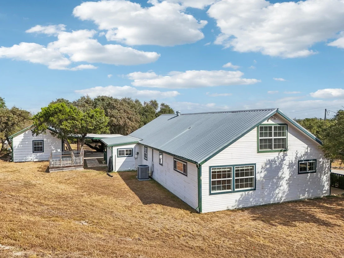 Photo of 1815 Spring Valley DR