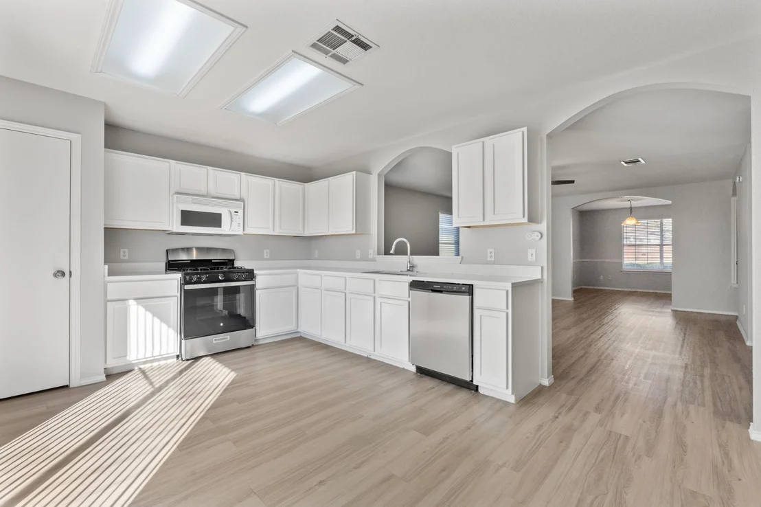 Photo of 607 Quincy DR