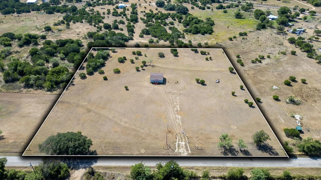 Photo of 10381 County Road 200