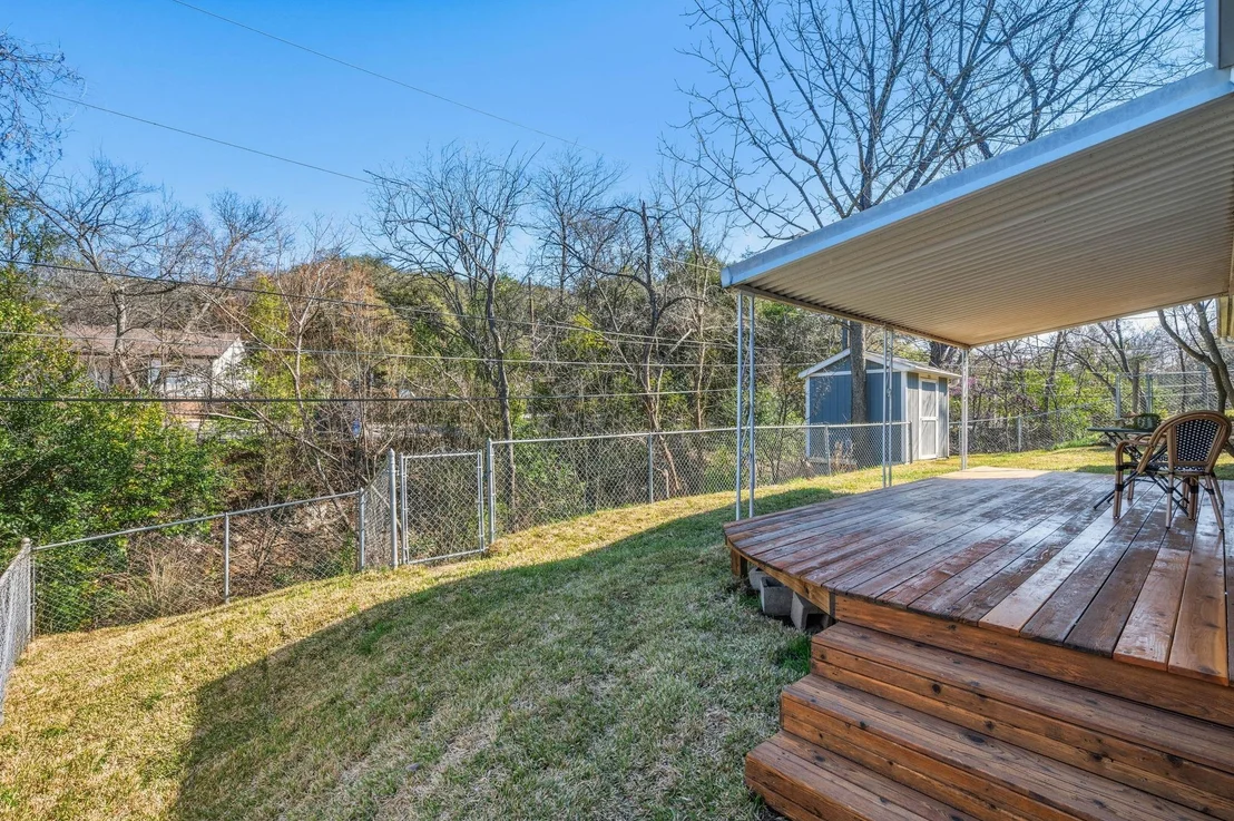 Photo of 2415 Little John LN