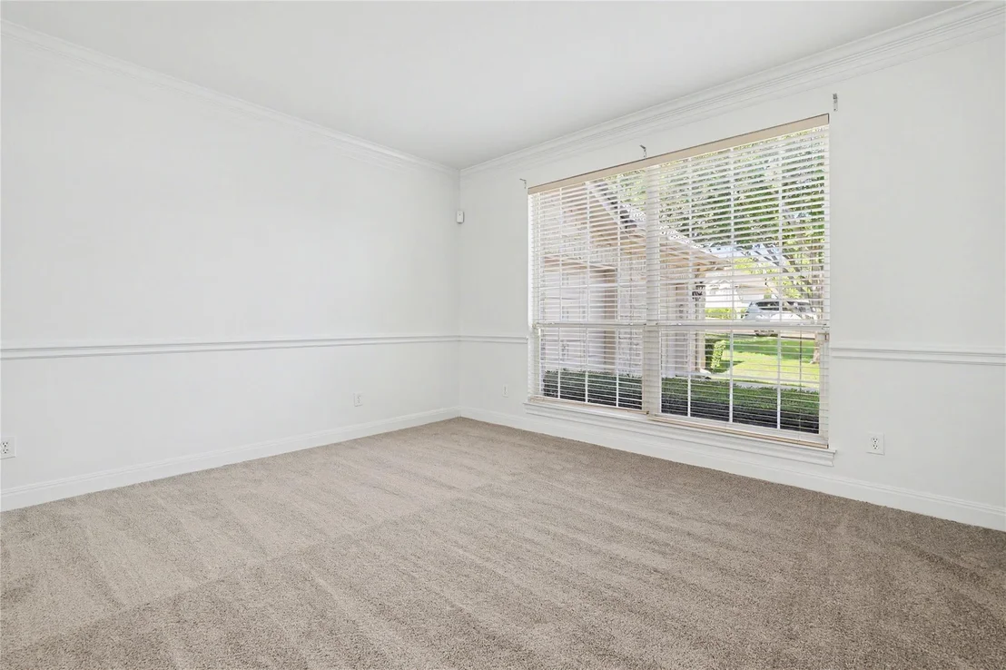 Photo of 38 Tiburon DR